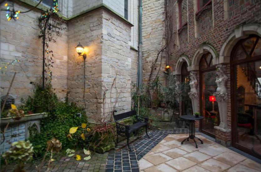Living History - Drie Koningen Aparthotel Antwerp Exterior photo